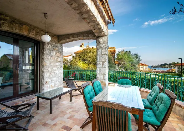 Villa Primavera Splendid Villa With Sea View In Saint-Jean Cap Ferrat